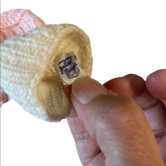 Five Pairs of Baby Booties - Picture 5 of 5